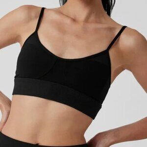 ブラジャー [Alo Yoga] Micro Plisse Game On Bra Micro Plisse Game On Bra - Black | ALO